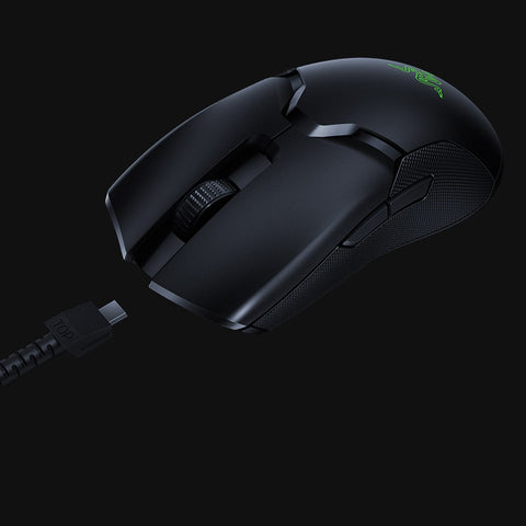 Razer Viper Ultimate Wireless Gaming Mouse HyperSpeed Wireless Technology 20000DPI FOCUS+ Optical Sensor (without Charging Base)